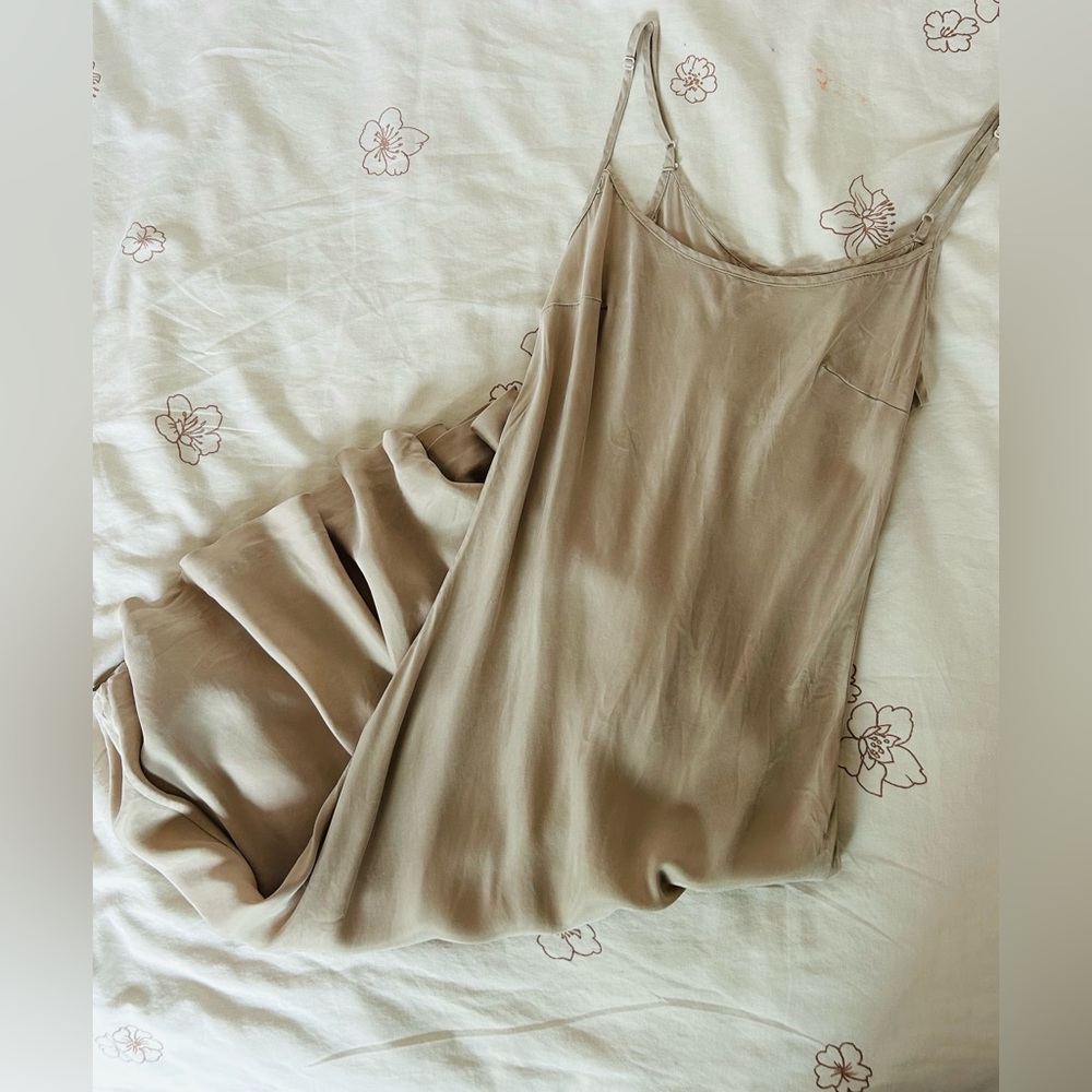 Beige dress